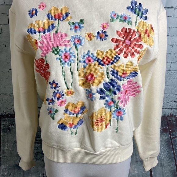 ZARA FLORAL EMBROIDERED Floral SWEATSHIRT Sz S Bloggers Favorite Winter Feminine - Picture 8 of 16